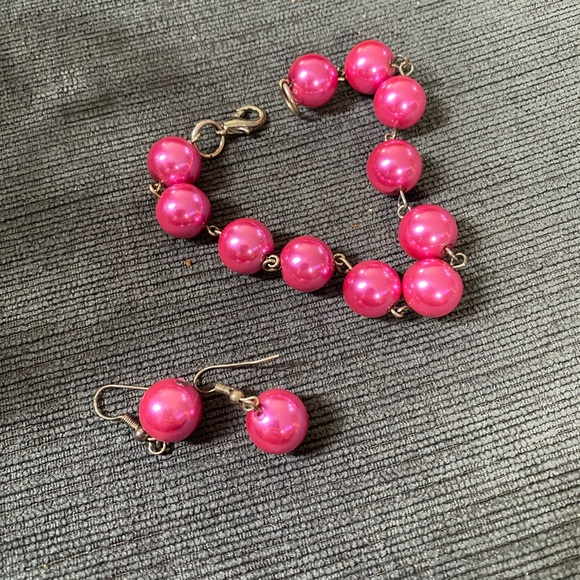 Vintage pink bracket and earrings - Picture 1 of 1
